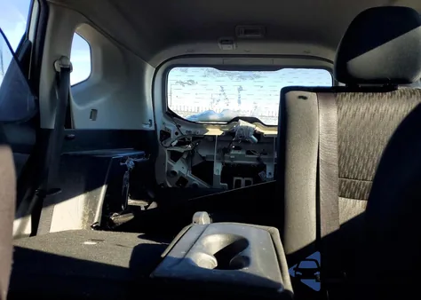 2018 Nissan Rogue S z USA, uszkodzony, nr VIN KNMAT2MT9JP606904